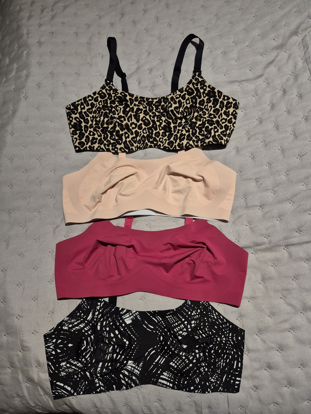 Lot Of 4 Knix Bra